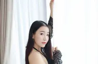 【性感体育】：香艳大胸妹薄纱巨乳现身