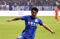 玩球赛报：申花0-0鲁能遭7轮不胜 曹赟定中柱佩莱失良机