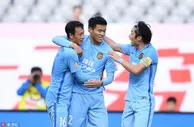 玩球赛报：中超-穆坎乔绝杀李昂建功 10人苏宁3-2客胜上港