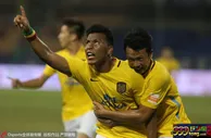 玩球赛报：泰达1-1苏宁曹阳头槌破门 R马补时贡献绝平球