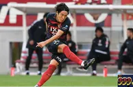J1：鹿岛鹿角誓胜磐田喜悦捧杯