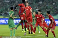 玩球资讯：中超-进球大战！国安4-4延边 斯蒂夫戴帽救主