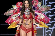 玩球花边：维密天使AA最后一次走秀是真的吗？官方回应成定局 AA将不再续约