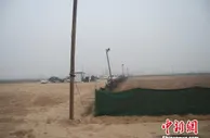玩球资讯：天津河北交界上百人赌狗 43人被抓(组图)
