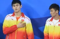 玩球头条：菠菜网站预测宁泽涛百米摘铜，俩美女被老外关注