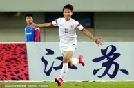 比赛速递：十人国青3-0朝鲜进正赛 张玉宁传射林良铭2球