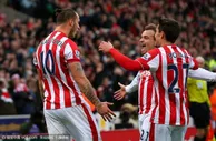 玩球赛报：英超-曼城客场0-2斯托克城 阿瑙托维奇斩2球