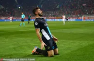 玩球赛报：欧冠-阿森纳3-0连续16年晋级 吉鲁戴帽立头功