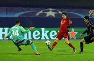 玩球赛报：欧冠-莱万3分钟2球！拜仁2-0 连续6季小组第1