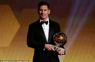 玩球网报：梅西第5次获得FIFA金球奖 得票远超C罗内马尔