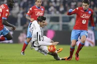 玩球赛报：意甲-尤文1-0那不勒斯 铁卫伤退扎扎献绝杀