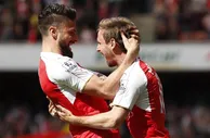 玩球赛报：英超-阿森纳4-0胜获亚军 厄齐尔助攻吉鲁戴帽