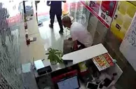彩市新闻：西安"酱油大爷"再现身 偷彩票店老板们要小心