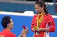 奥运头条：感人！秦凯奥运赛场求婚 跳水公主喜极而泣(图)