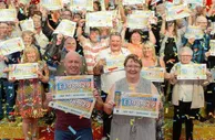 海外博彩：英国邮编彩票开出大奖 254名邻居瓜分300万英镑