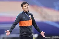 足球资讯：中国男足只能由中国人执教？盘点本赛季至今中超土帅表现