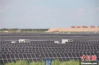 中国第八大沙漠变迁记：从“一年一场风”到沙里来掘金