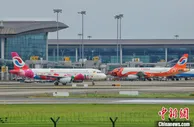 迎暑运 重庆至西藏、新疆、海南航线火爆