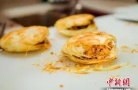 猪肉价格腰斩！牛羊肉都降了，饭馆肉菜为啥没降？