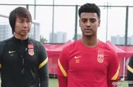 足球赛报：国足5-1取2021年首胜！艾克森2球，李铁三杀中超劲旅，马宁执法