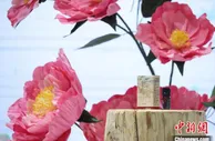 探馆｜首发新品爱上“中国元素” 跨国企业玩转“国潮风”