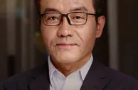 《资本论》讲座受欢迎后 复旦教授王德峰在抖音与“00后”聊哲学