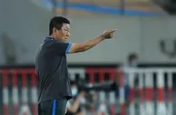足球赛报：申花战建业首发11人浮现：4外援祭最强出击，前恒大锋线猛将顶替曹赟定