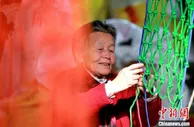 【母亲河畔的中国】揭秘“网绳之乡”的致富密码：300年传承“触网”腾飞