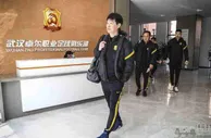 足球赛报：河北vs武汉前瞻，金钟夫PK李霄鹏 河北有一大优势
