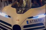 ????C罗驾800万欧限量布加迪豪车现身马德里，与乔治娜共进晚餐