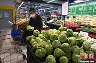 河北2021年生产总值破四万亿 服务业贡献突出