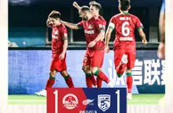河南队1-1武汉三镇 黄紫昌打进赛季首球