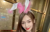 足球宝贝：超甜舉乳美女婷婷 美胸與翹臀的超火辣身材曲線絕佳黃金比例網友直呼受不了