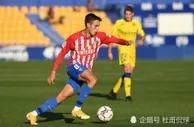 足球赛报：2-1！西班牙人劲敌踢疯了，79分钟奇迹绝杀，武磊迎坏消息