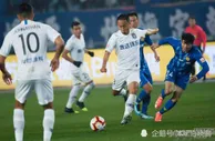 足球资讯：中超队引援热情降至冰点！8支球队没买外援，花销水平降回10年前