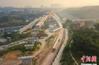 贵南高铁引入南宁枢纽工程开始架梁 广西段桥梁工程已完成八成