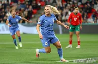 4-0！世界杯8强最后1席锁定，法国8分钟3球打崩摩洛哥，剑指冠军