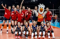 足球报：中国女排赢下生死战！世锦赛八强形势：2队晋级2队提前出局