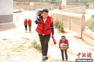 江西青年爱洒高原15载：帮助需要的人活得才有意义