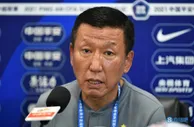 记者：崔康熙和泰山俱乐部经过近一天的沟通和谈判，最终敲定