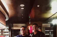 翻译晒与艾克森合影：你曾说过参加亚洲杯是你最大的愿望