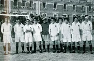 1929年的今天，皇马完成西甲首秀，最终银河战舰5-0击败对手
