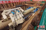 国内首套直铺管设备首次应用 打通京石邯复线工程“咽喉”