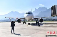 湖南张家界“空中通道”复航