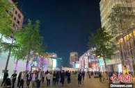 浙江消费市场加速回暖 瞄准“五一”热潮抢新机
