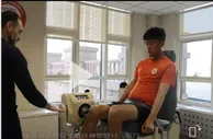 网传刘洋大肚腩照片，球员本人晒照澄清：在练腹肌了
