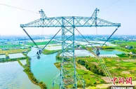 白鹤滩—江苏特高压工程完成关键一“跨”