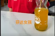 ????经典传承！王大雷晒女儿照片：芬达女孩