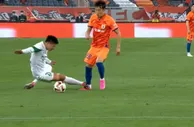 中超第3红！浙江队岳鑫亮鞋底铲倒孙准浩，被直红罚下