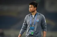于根伟提醒津门虎队员：哪怕连续3场都有争议判罚，也要尽快放下